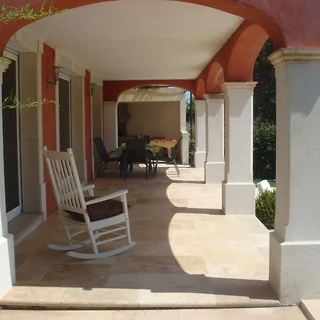 Rez De Dona Speranza Apartmán *